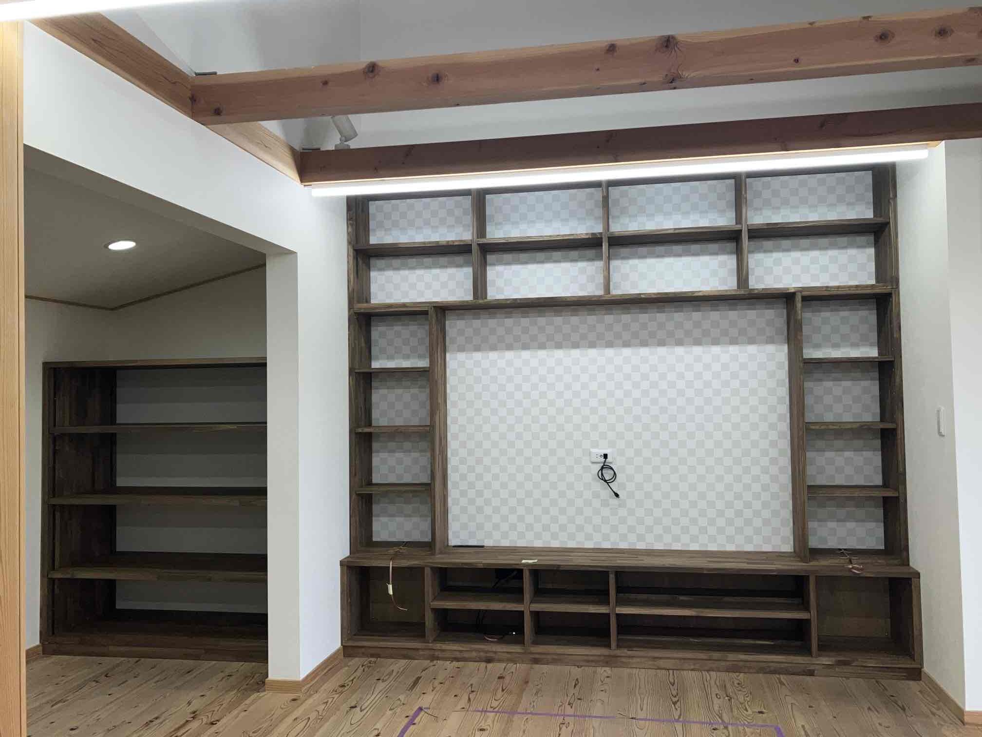 テレビボード　壁掛けテレビ　造作家具